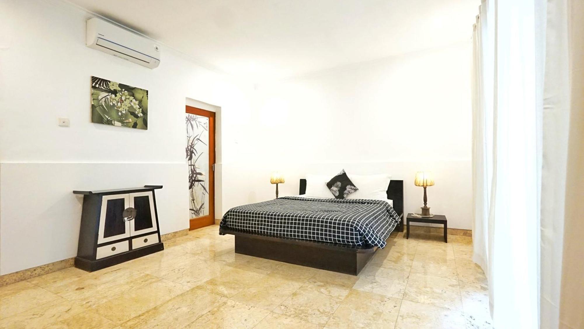 Villa Te Kawau Seminyak  Luaran gambar