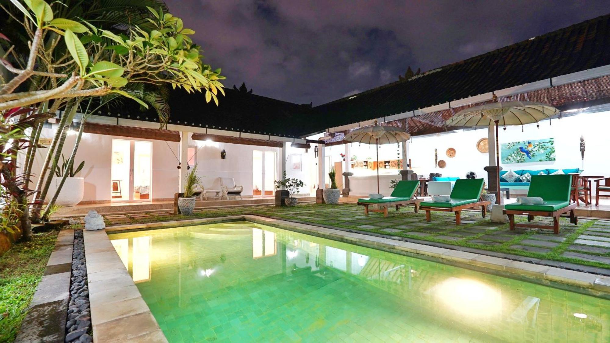 Villa Te Kawau Seminyak  Luaran gambar