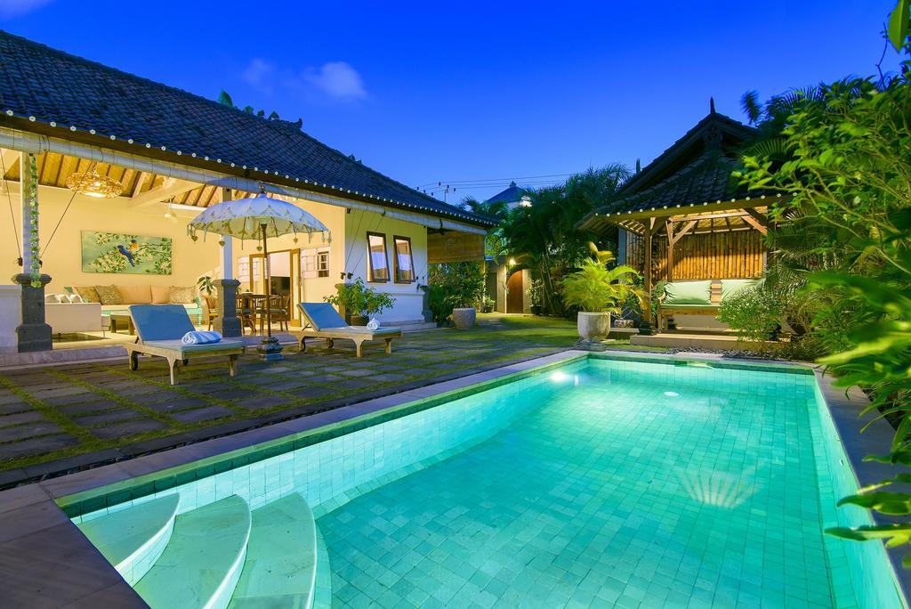 Villa Te Kawau Seminyak  Luaran gambar